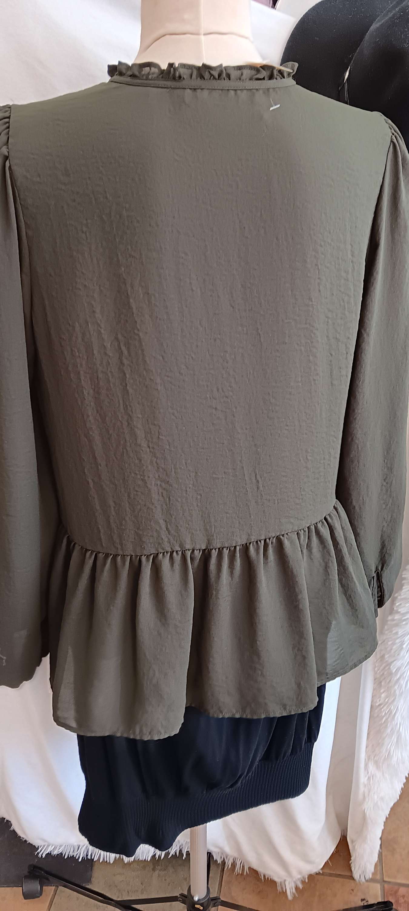 Loft blouse image 4