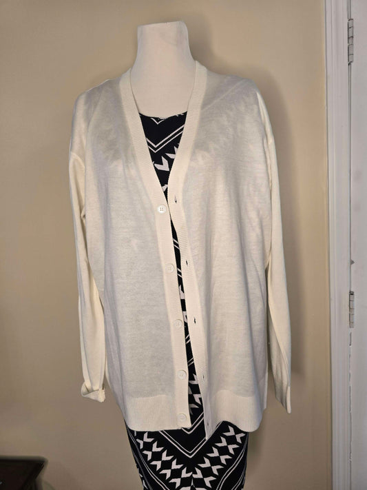 Blue ocean 2xl white sweater image 0