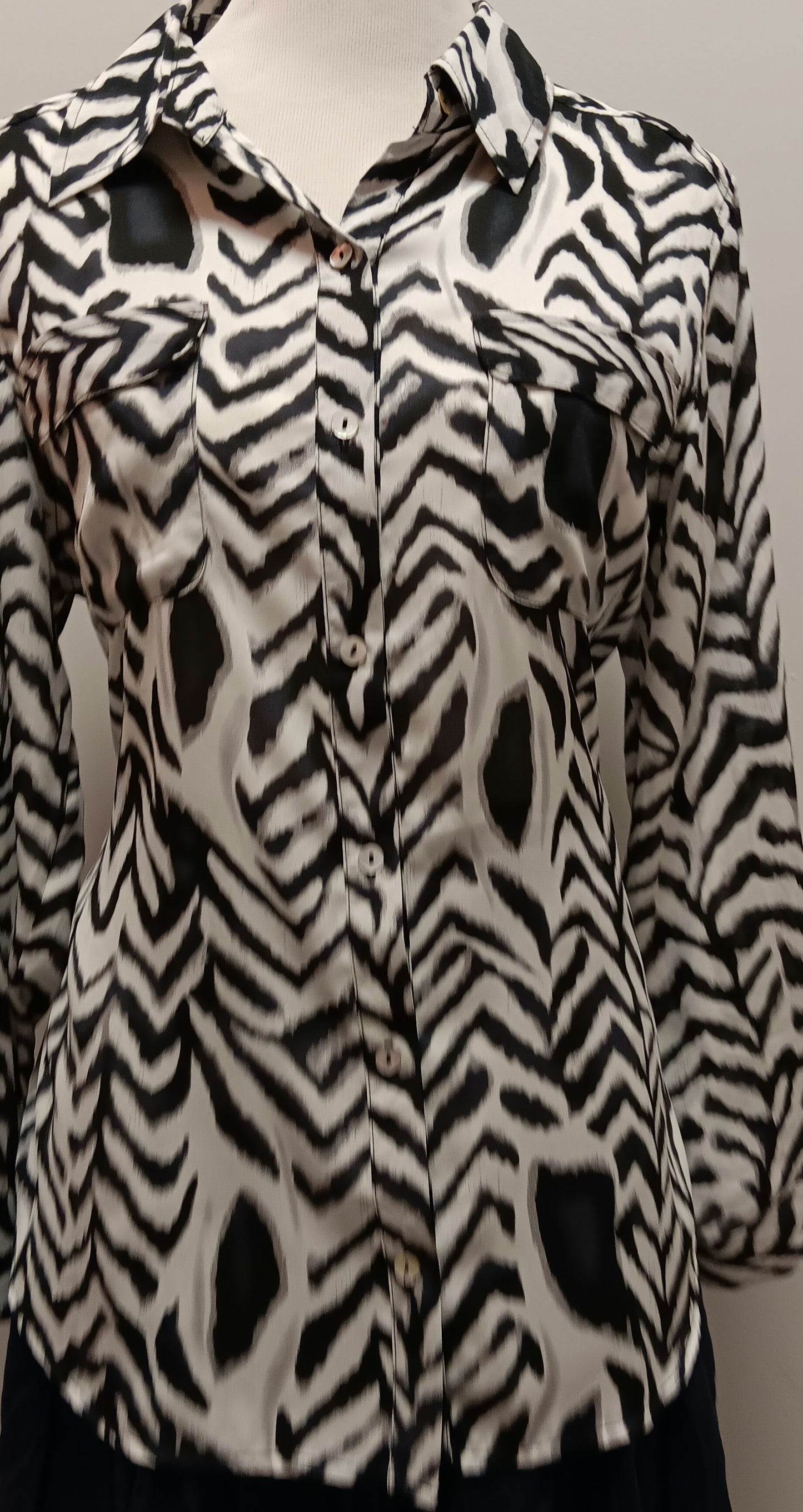 Zebra stripes dress barn blouse new with tag size 1X image 11