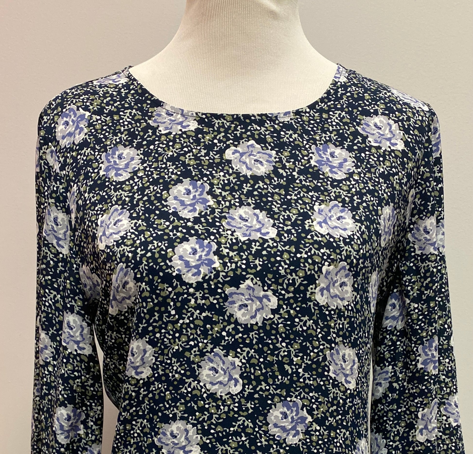 Loft Floral Print Blouse (M) image 3