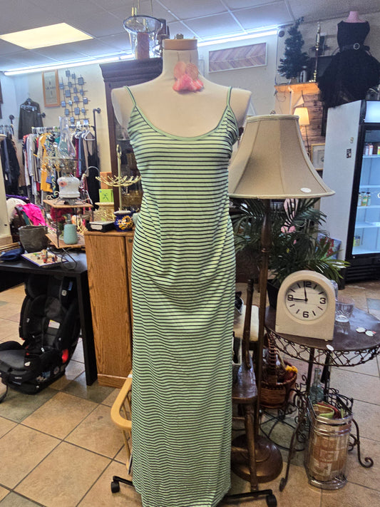 Maxi dress green strip size 5xl image 0